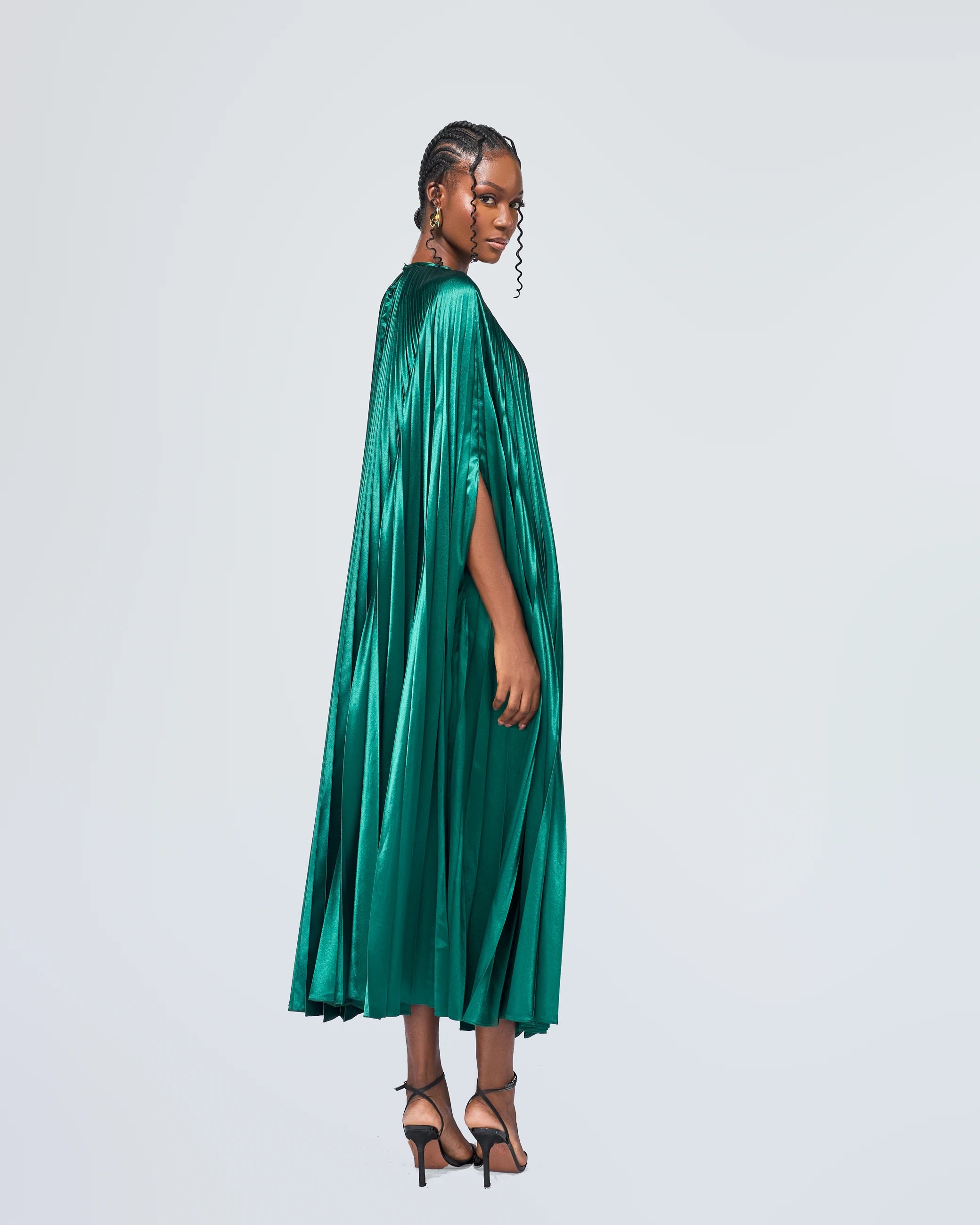 Iman Plissé Cape Caftan